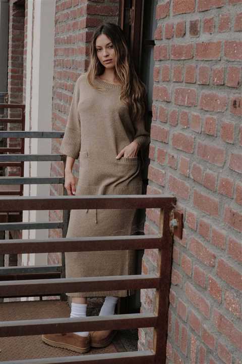 Textured Knit Drawstring Midi Sweater Skirt