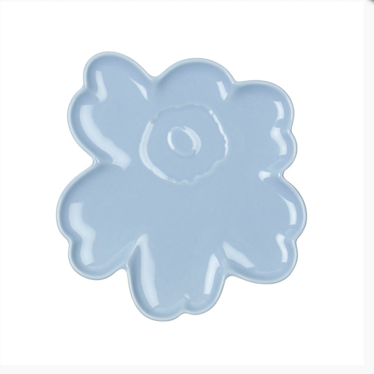 07 Marimekko Unikko Shape Plate 8” - Market 12