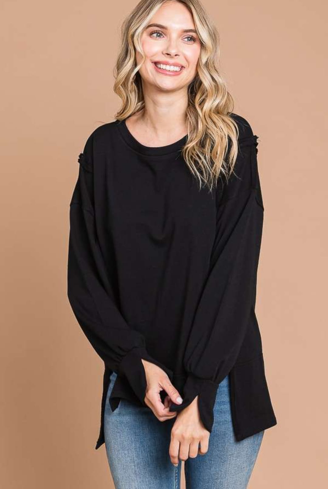 Round Neck Exposed Seam Top