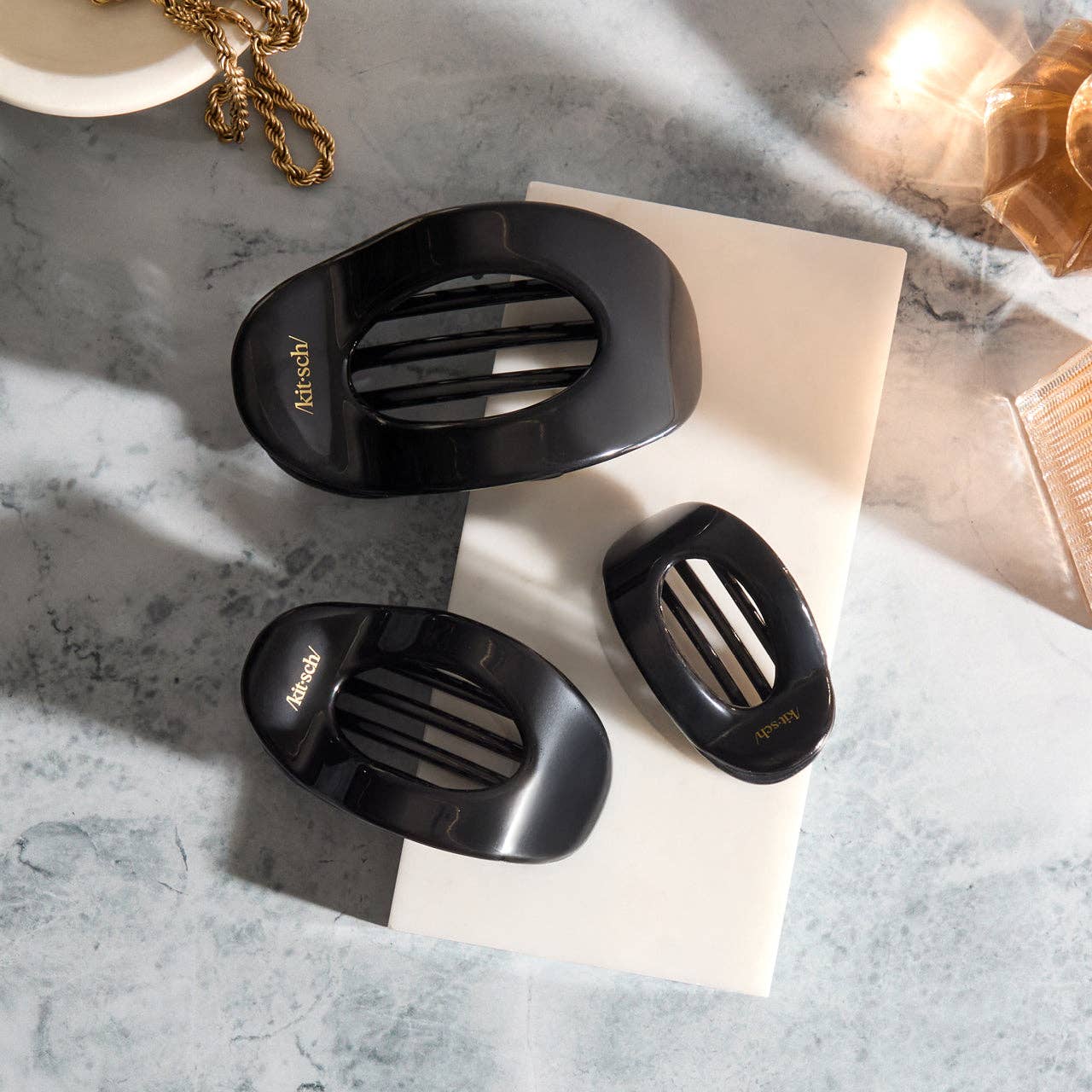 Black Flat Cloud Clip - Small - Market 12