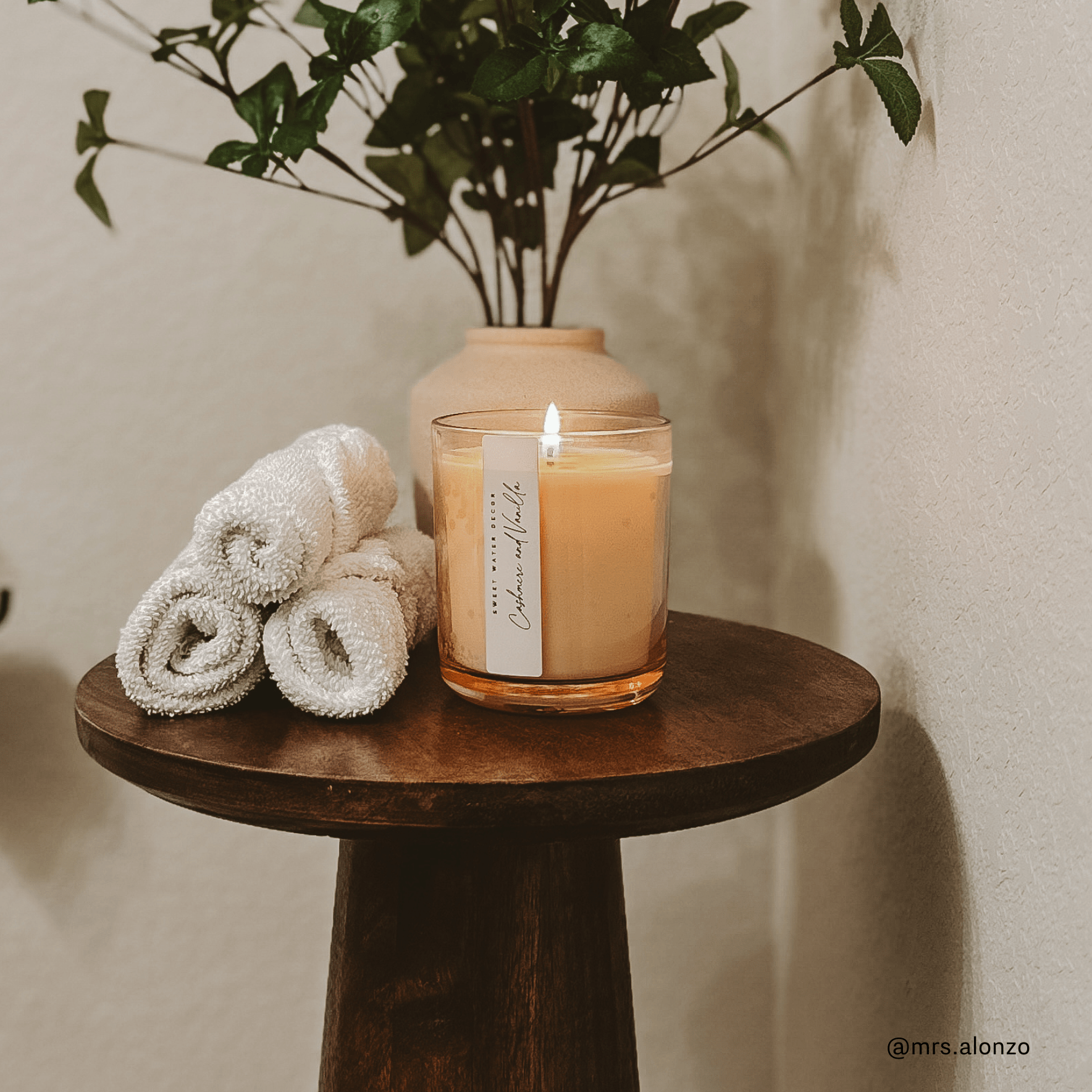 Cashmere and Vanilla 12 oz Candle - Home Decor & Gifts - Market 12