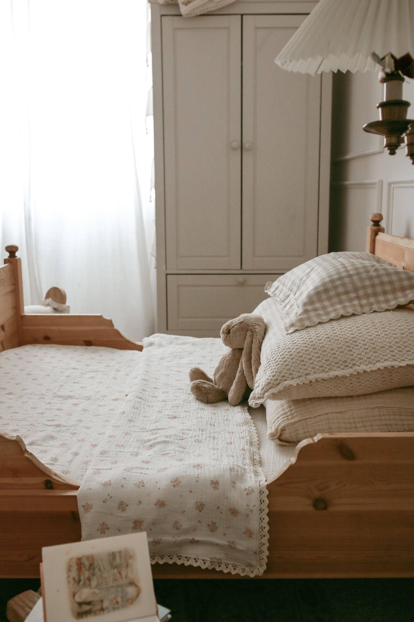 Evie Floral Big Kid Blanket - Market 12