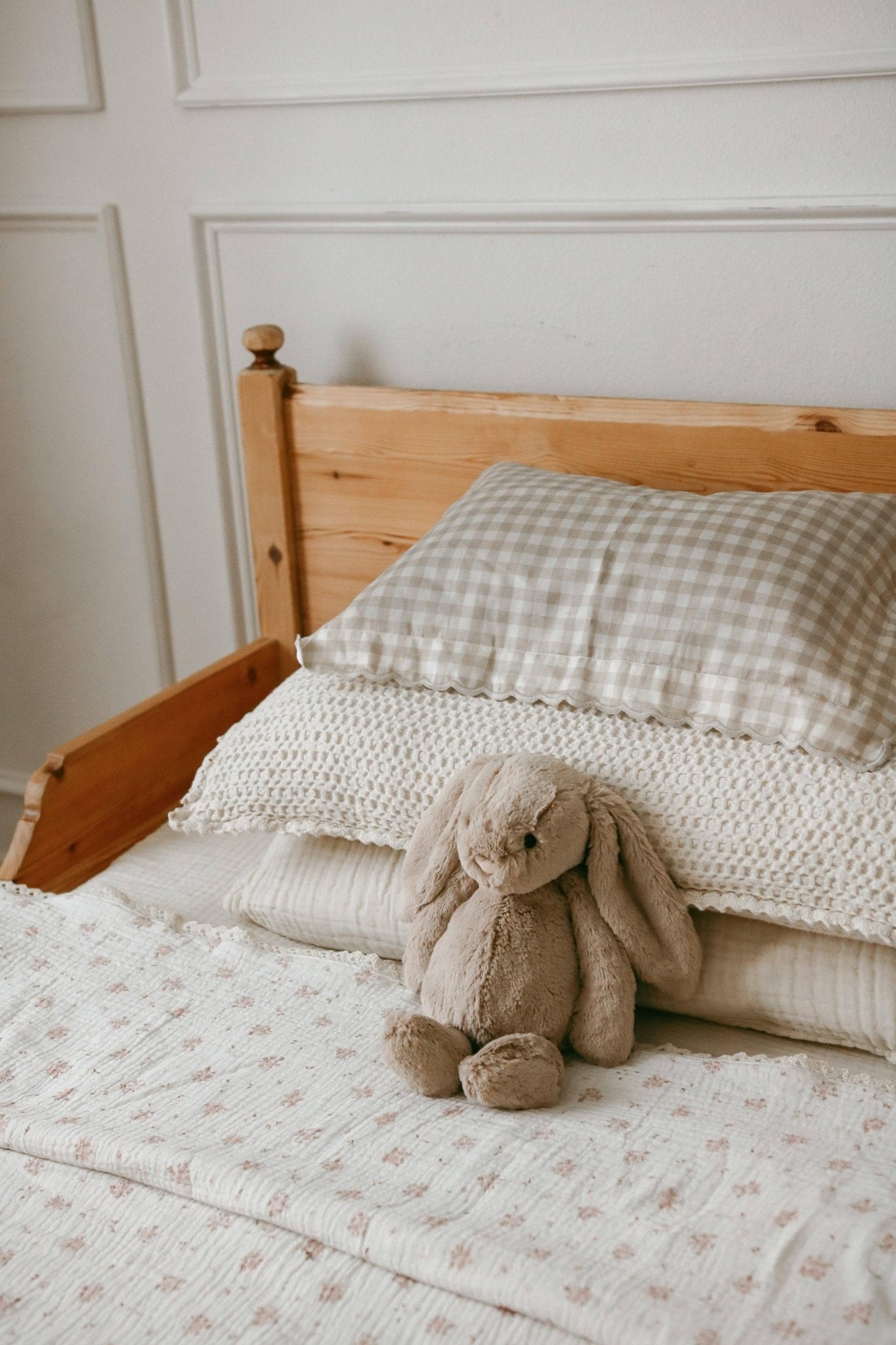 Evie Floral Big Kid Blanket - Market 12