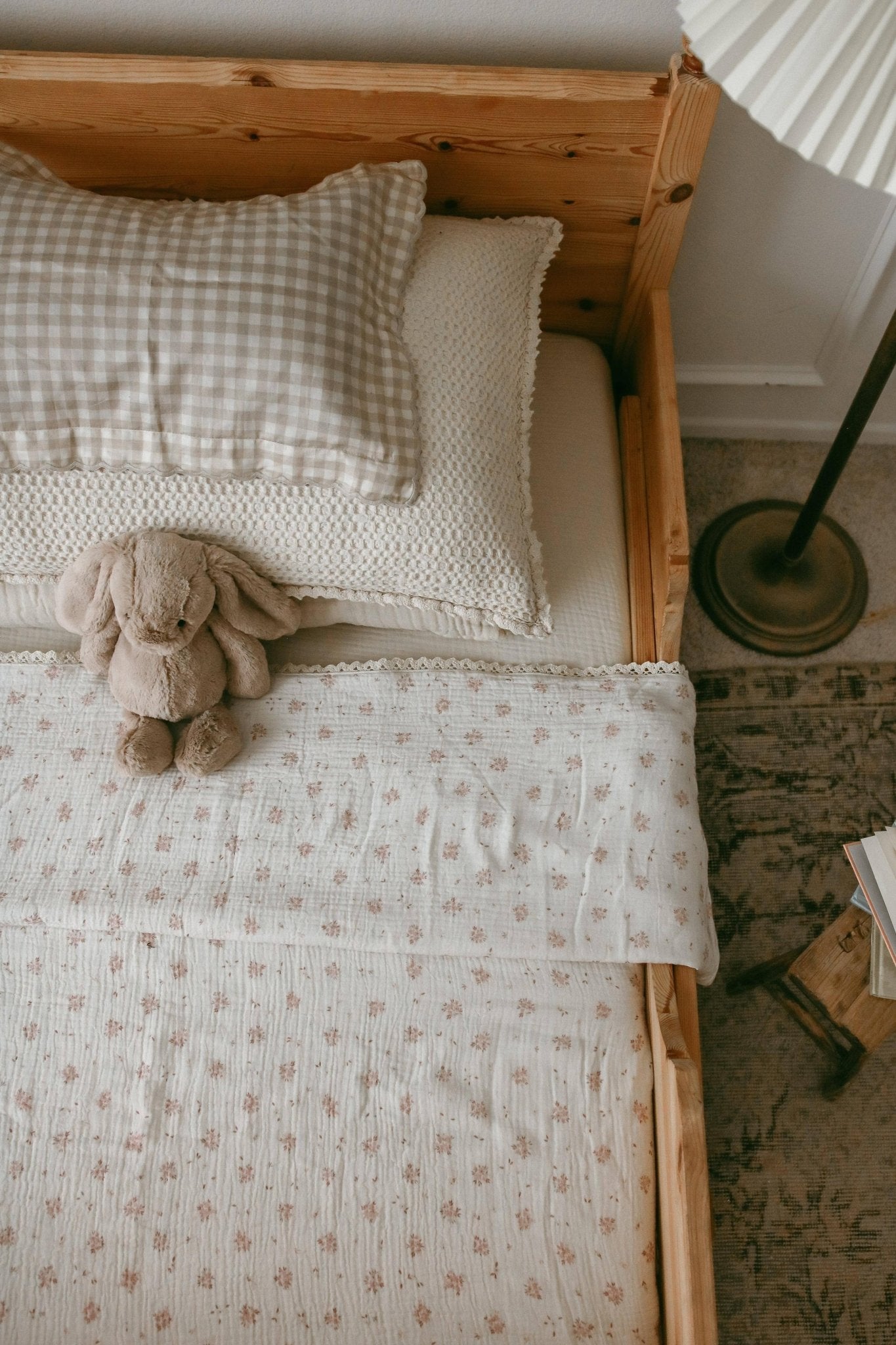 Evie Floral Big Kid Blanket - Market 12