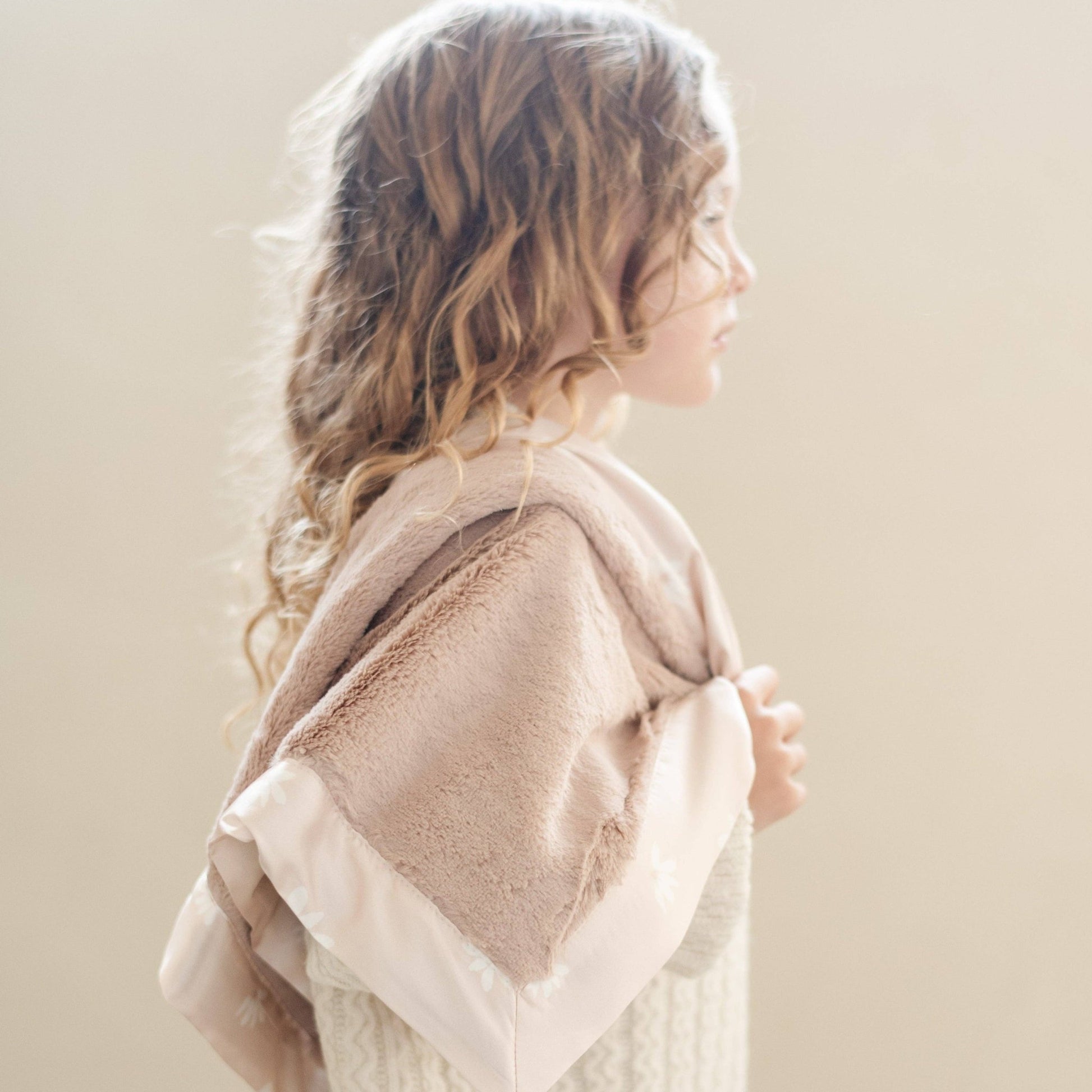 Flora SATIN BORDER MINI BLANKETS - Market 12