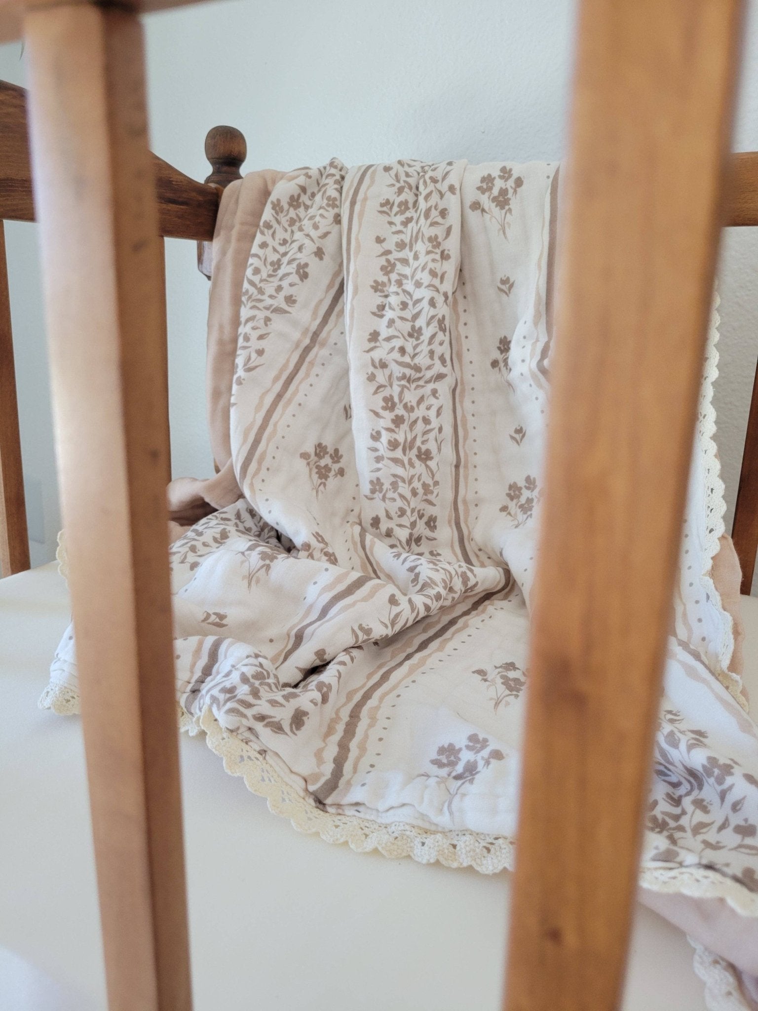 Lace Lettie Floral 6 Layer Gauze Blanket: 45x45 - Market 12