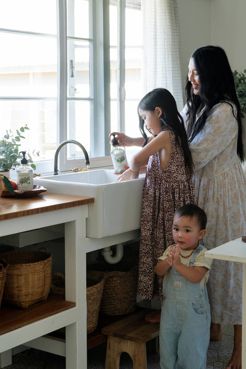 Lemon Myrtle & Mandarin Dish Soap - Market 12