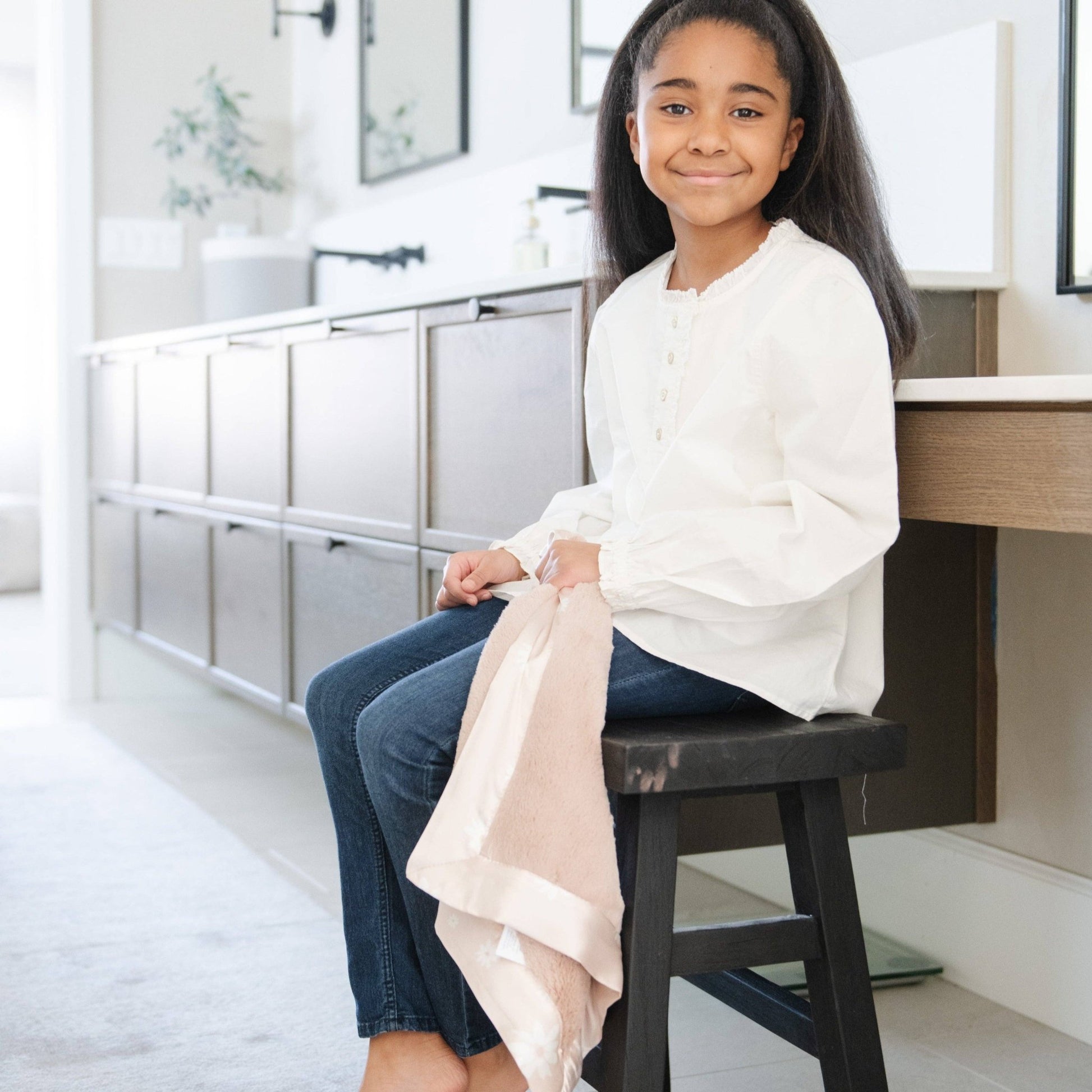 Light Pink SATIN BORDER MINI BLANKETS - Market 12