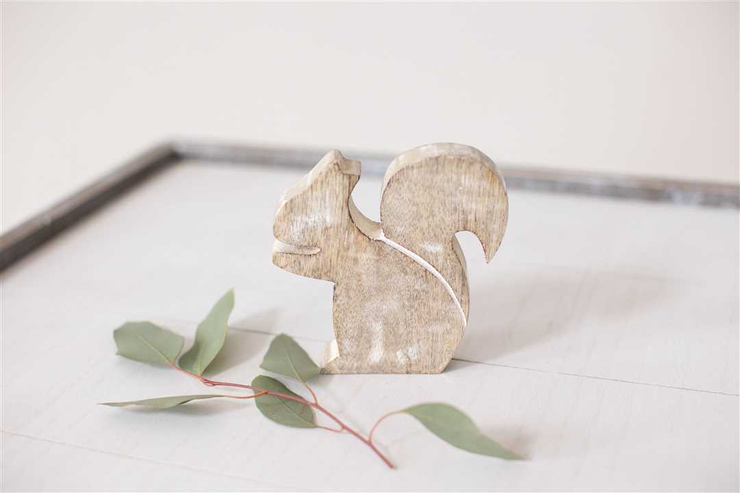 Mango Squirrel FALL DECOR - Market 12