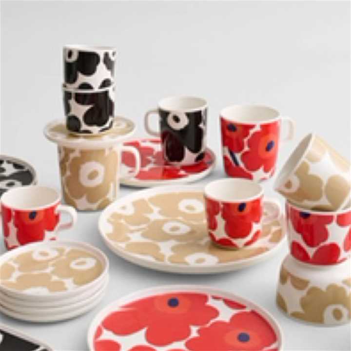 Marimekko 2.5 DL, Unikko Mug floral, Finnish Ware - Market 12