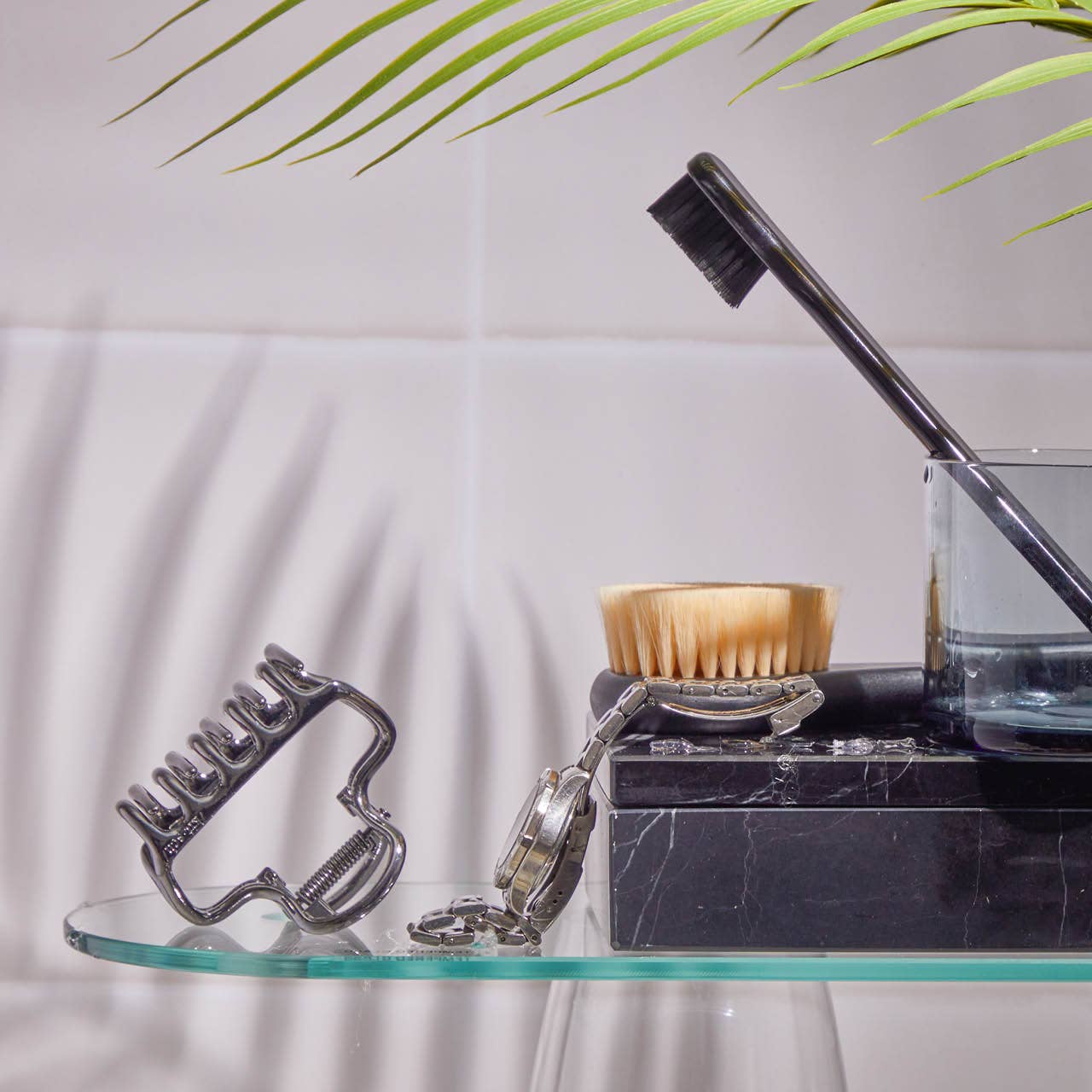 Metal Medium Open Shape Puffy Claw Clip - Hematite - Market 12