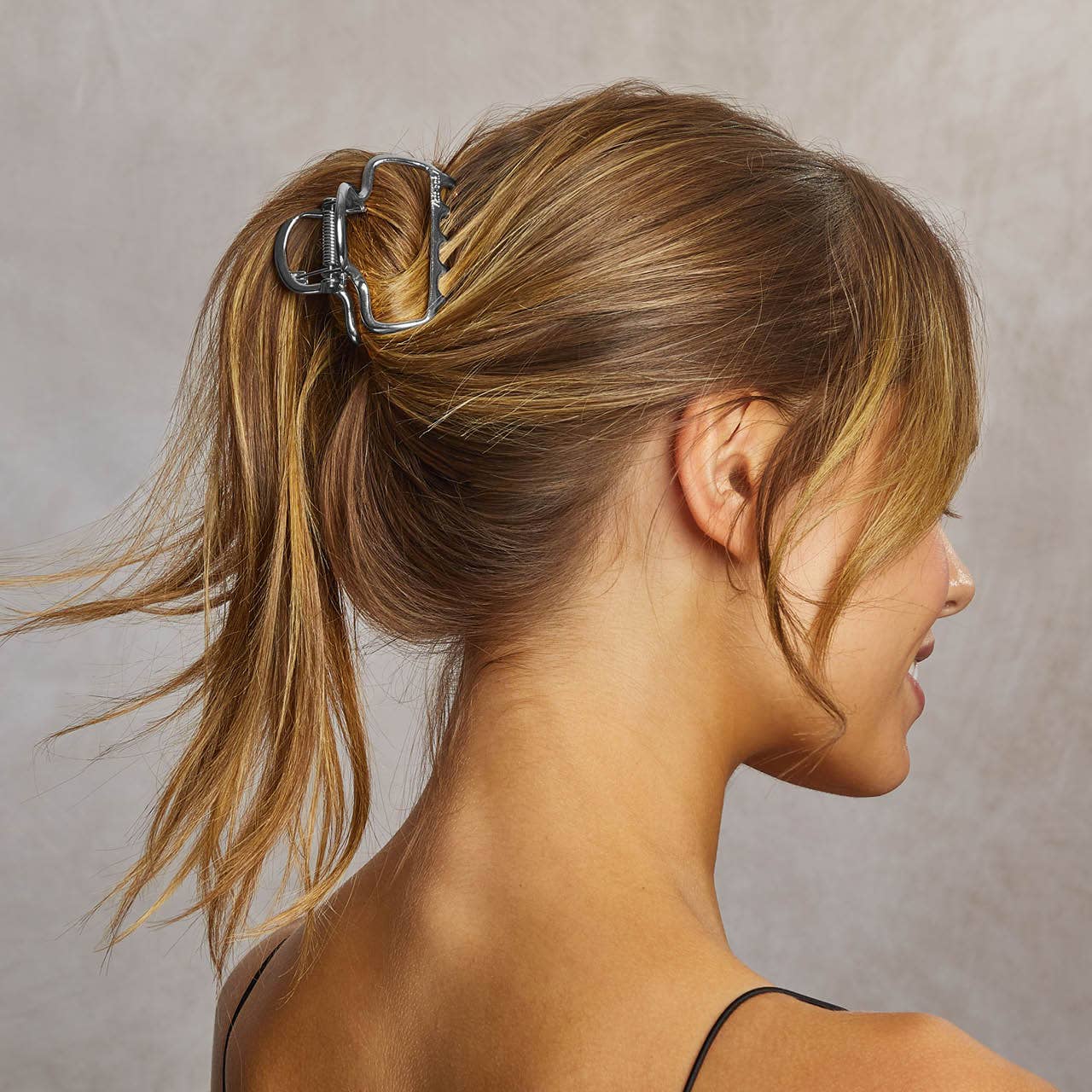 Metal Medium Open Shape Puffy Claw Clip - Hematite - Market 12