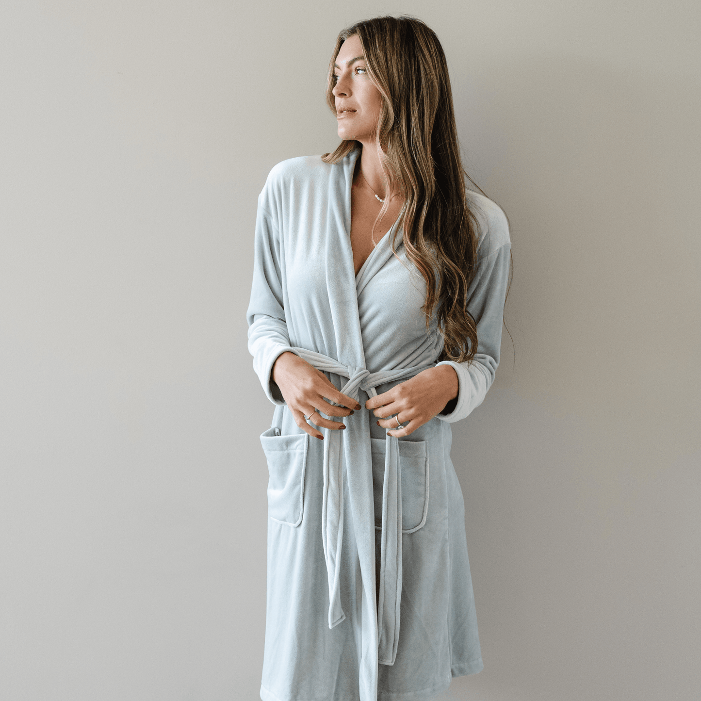 MINKY STRETCH LUXE ROBES: Sandshell, Medium - Market 12