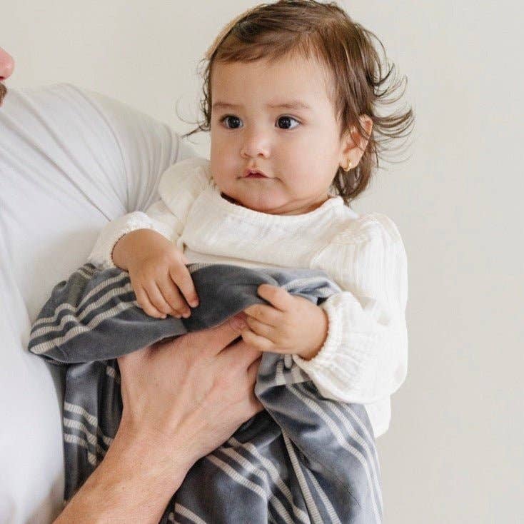 MINKY STRETCH RECEIVING BLANKETS: Stripe - Market 12