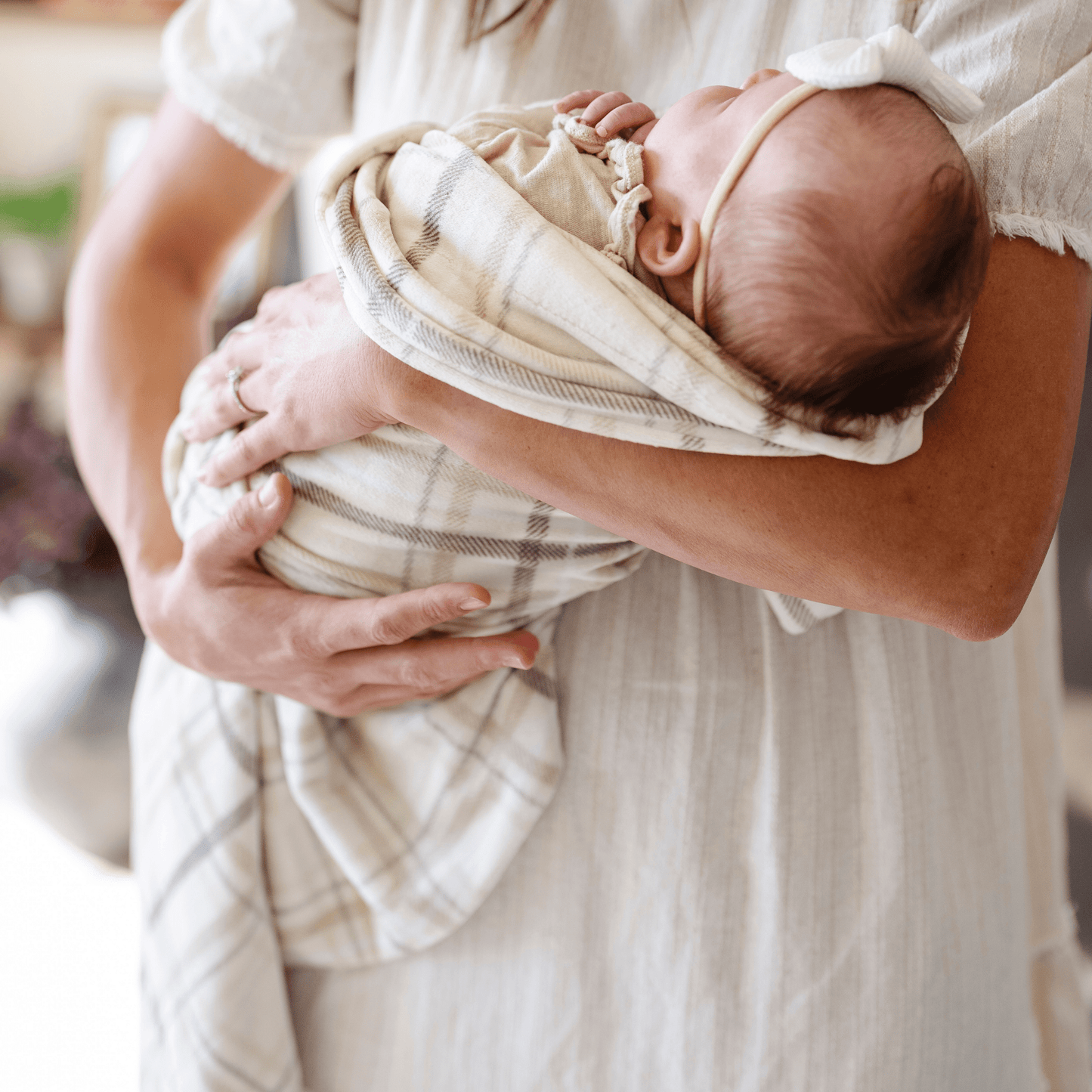 MINKY STRETCH RECEIVING BLANKETS: Stripe - Market 12