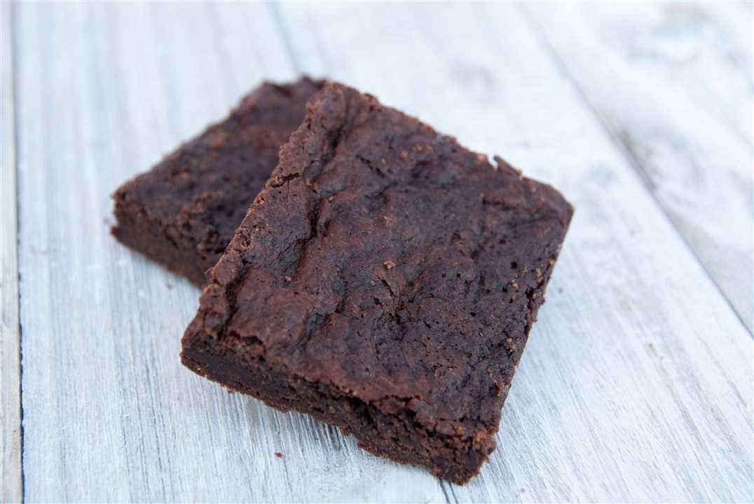 Mom's Best Brownie Mix GF - Market 12