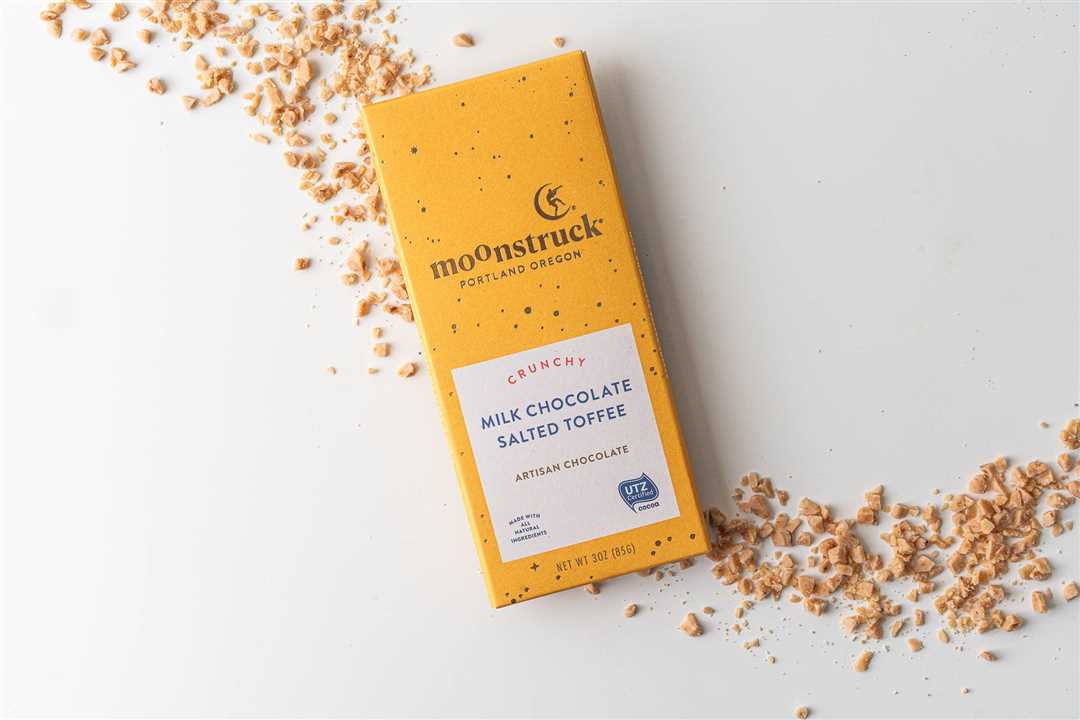 Moonstruck Crunchy Milk Salted Toffee Bar - Market 12