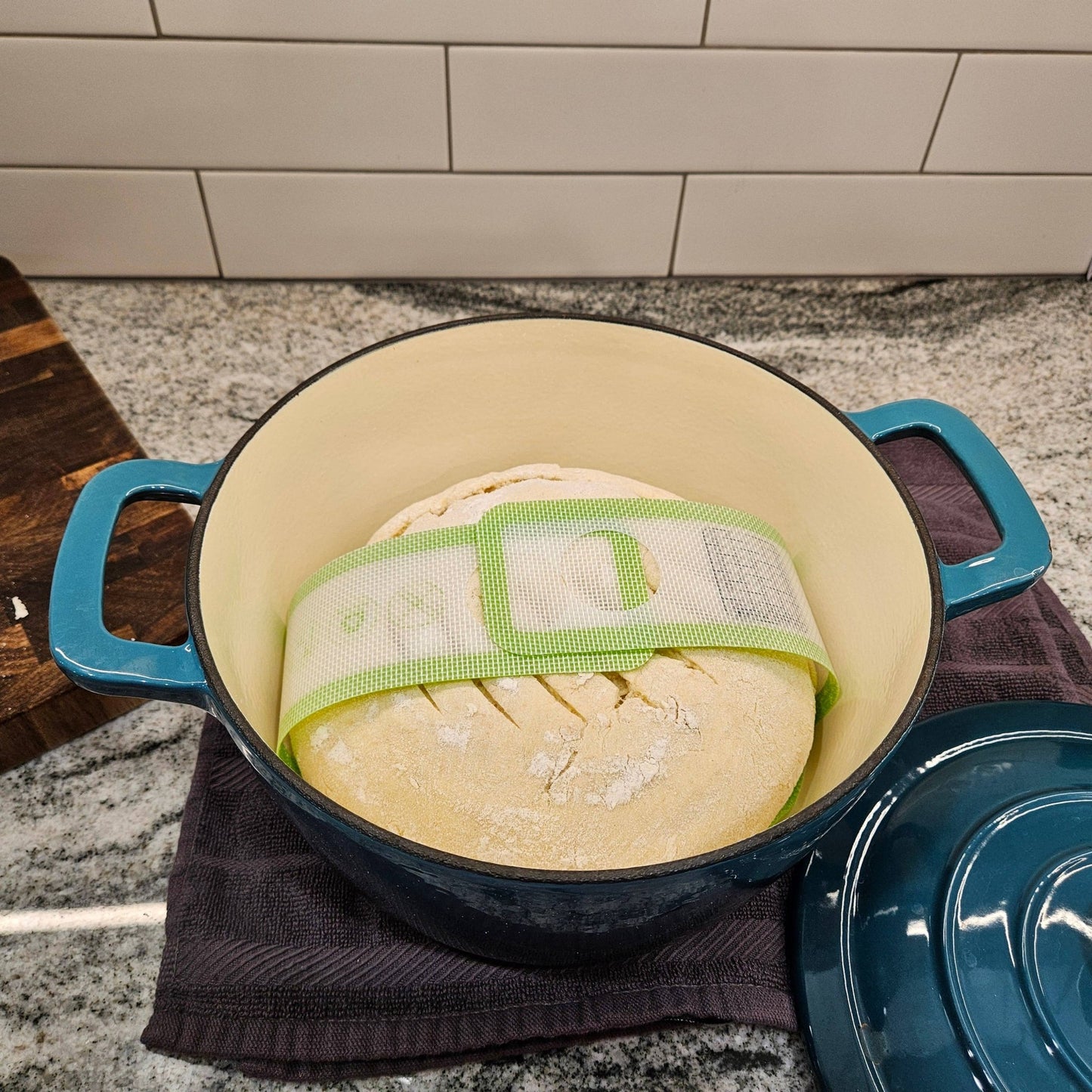 Non - Stick Silicone Bread Sling For Dutch Ovens - Market 12