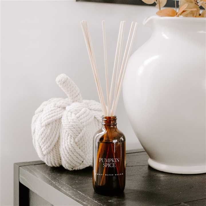 Pumpkin Spice Amber Reed Diffuser - Market 12