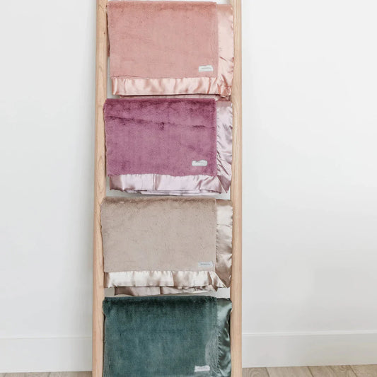 Saranoni Blanket with Satin Boarders