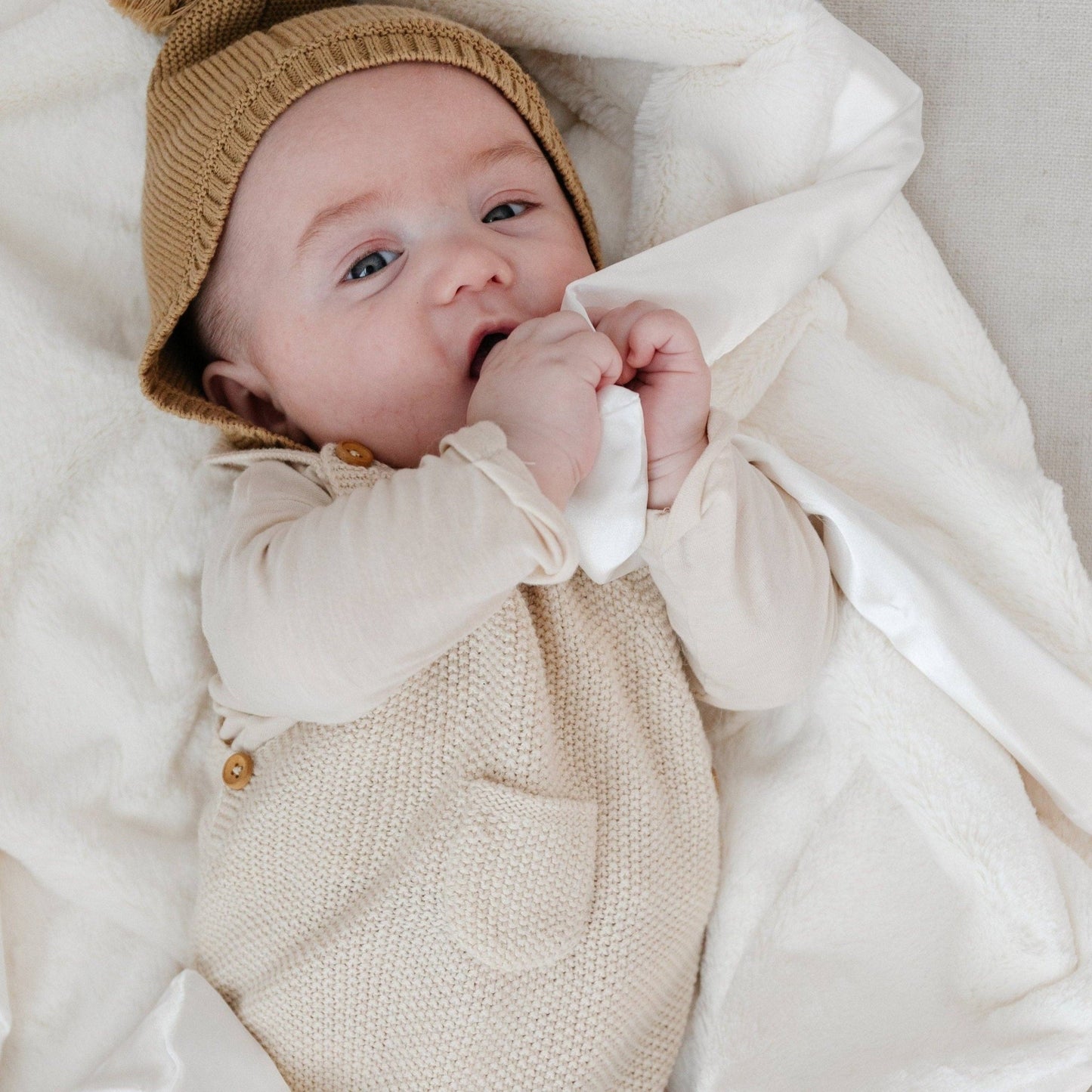 SATIN BORDER RECEIVING BLANKETS: Dainty Floral - Market 12