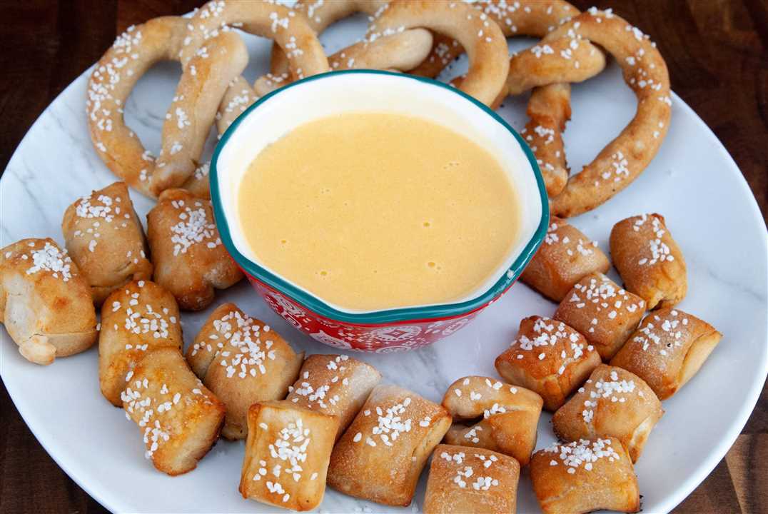 Soft Pretzels with Sea Salt Mix GF - Market 12