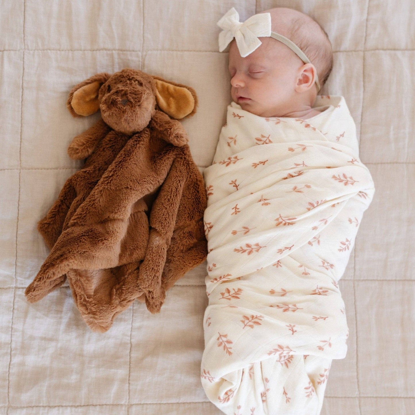 STUFFED ANIMAL LOVEYS: Lamb - Market 12