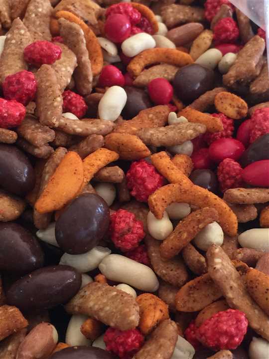 Western Cowboy Mix – Chocolate Almonds & Southwest Snack: 5oz - Market 12