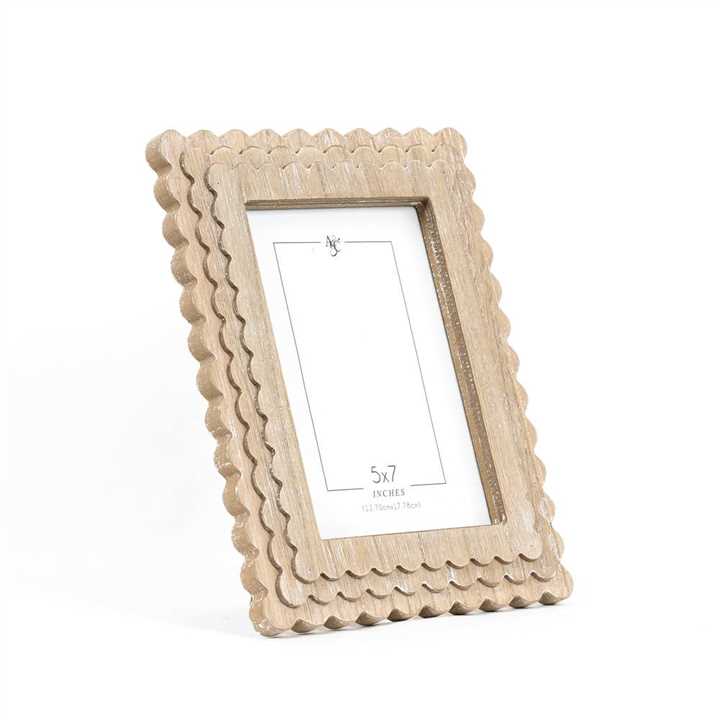 Wood Photo Frame Scallop Edge - Market 12